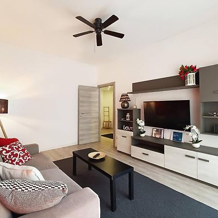 Genova Center Apartment - San Martino Eksteriør billede