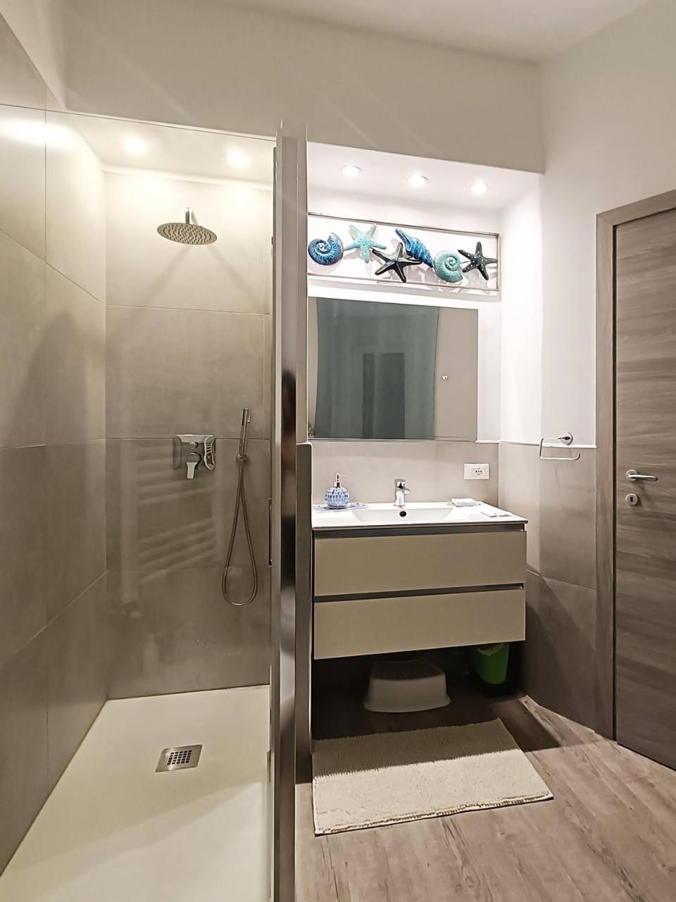 Genova Center Apartment - San Martino Eksteriør billede